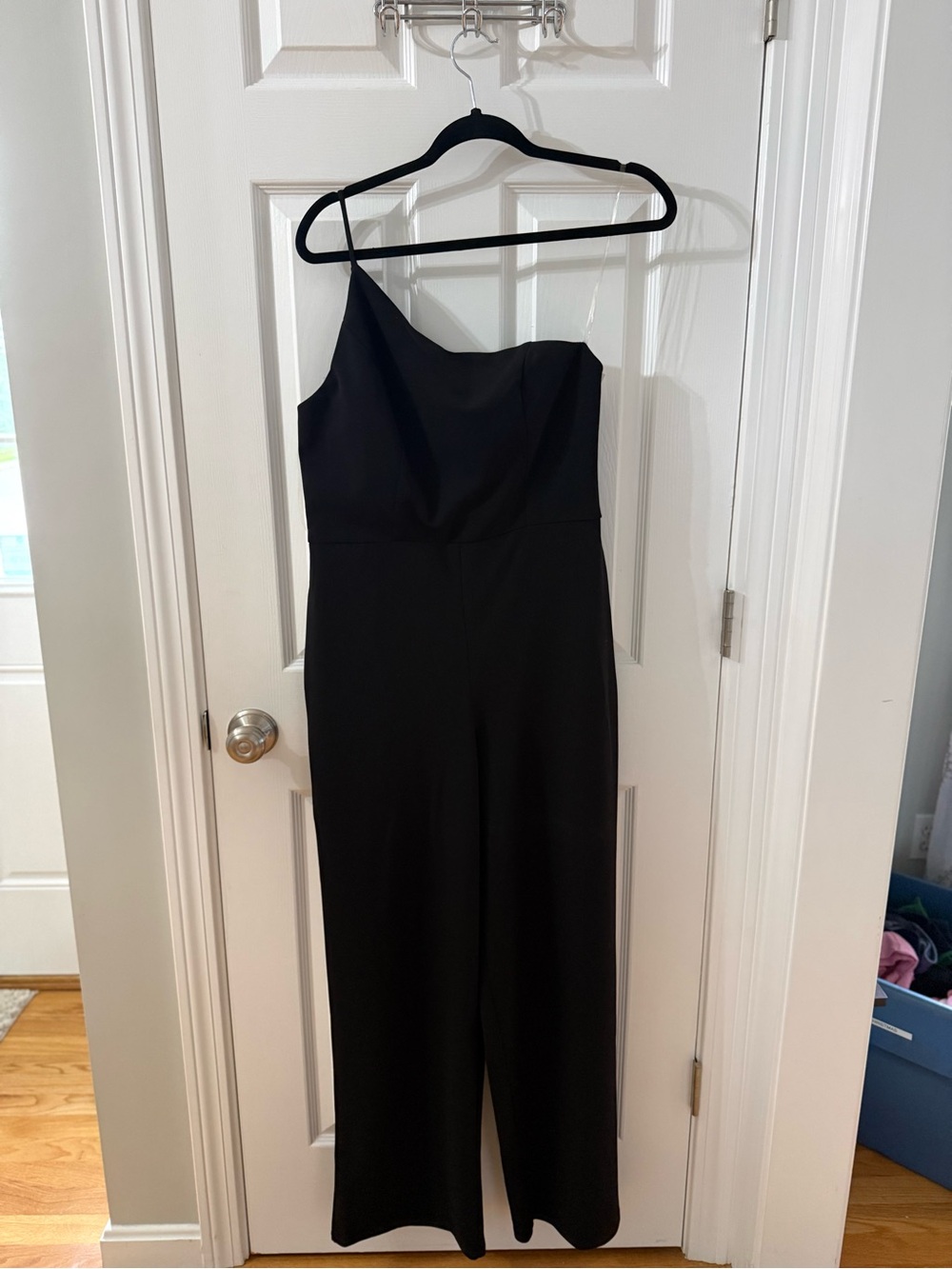 One-Shoulder Black Wide-Leg Jumpsuit